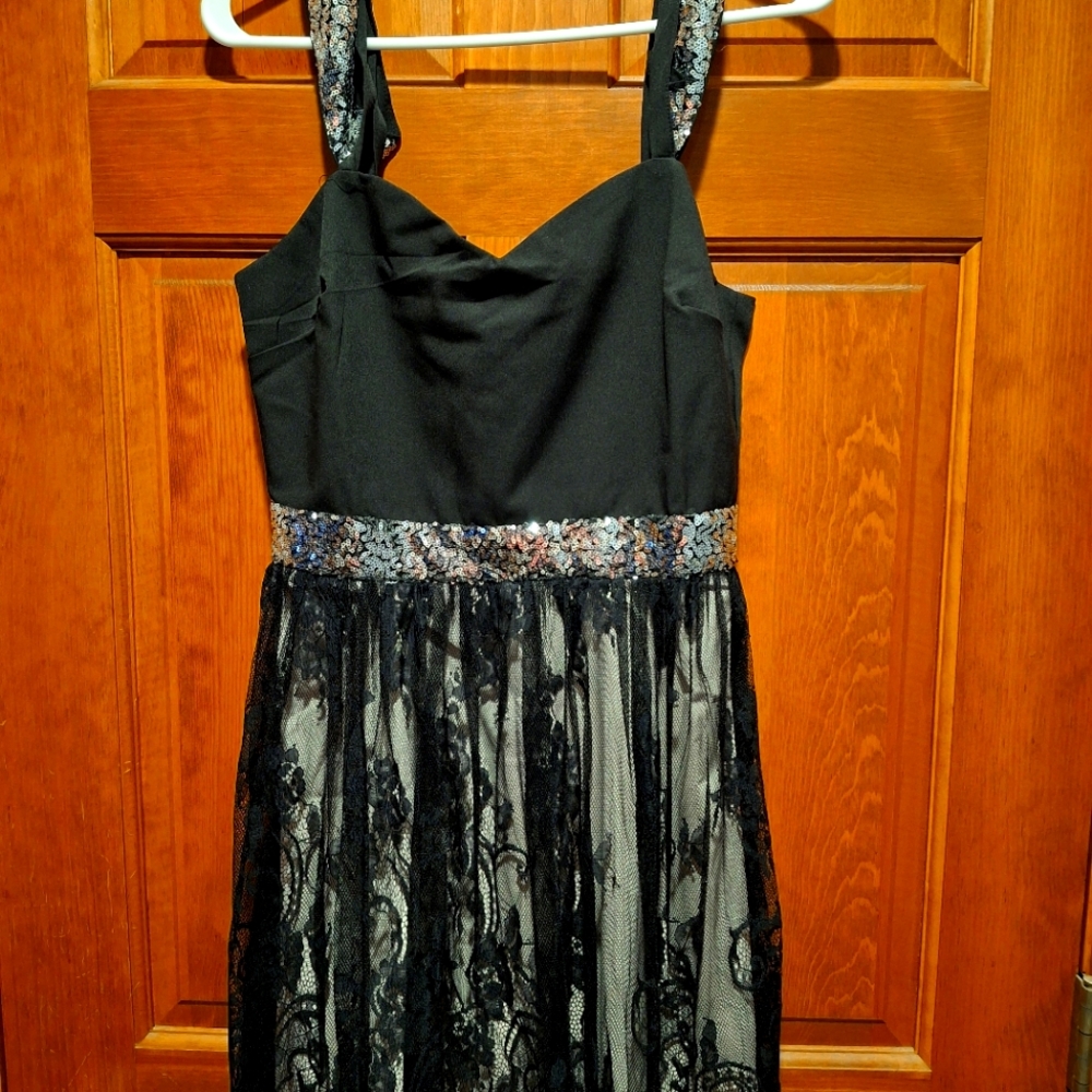 Women's Dress black and cream with silver sequin. Size Medium.